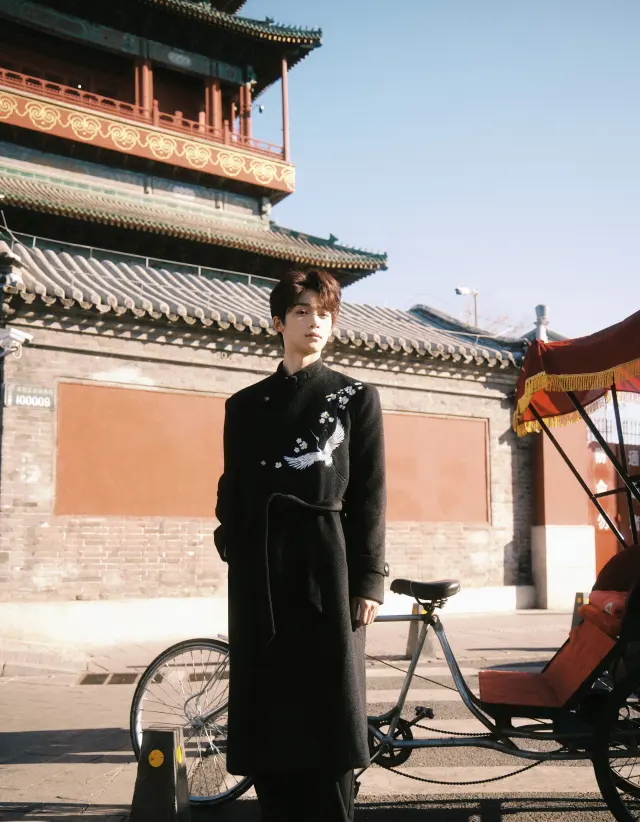 Wusuowei: The Masked Dominant