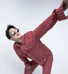 Issek's Hunger: Li Peien Vampire AU