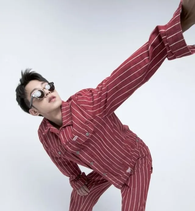 Issek's Hunger: Li Peien Vampire AU