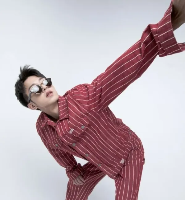 Issek's Hunger: Li Peien Vampire AU