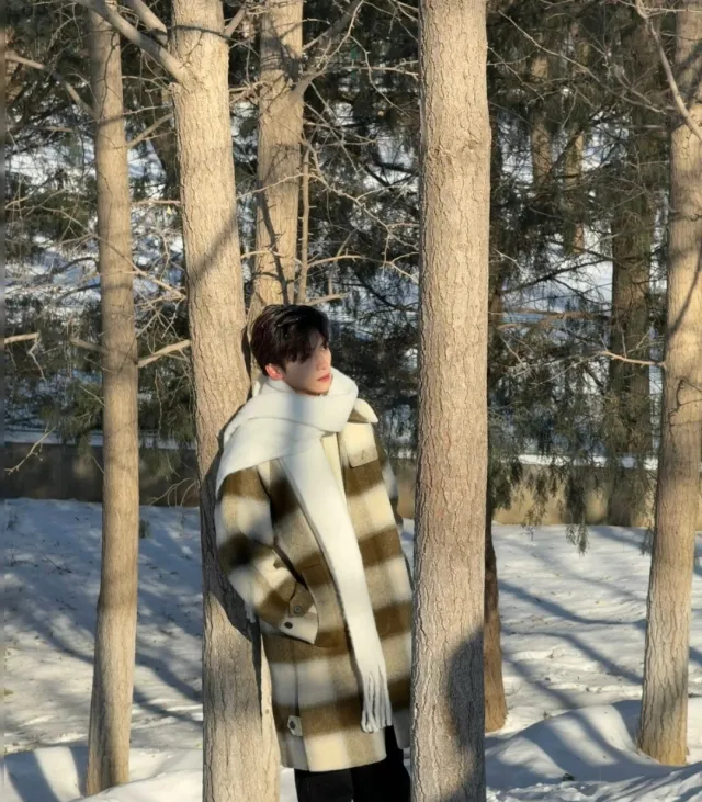 Ling Jiushi: Bound to Darkness