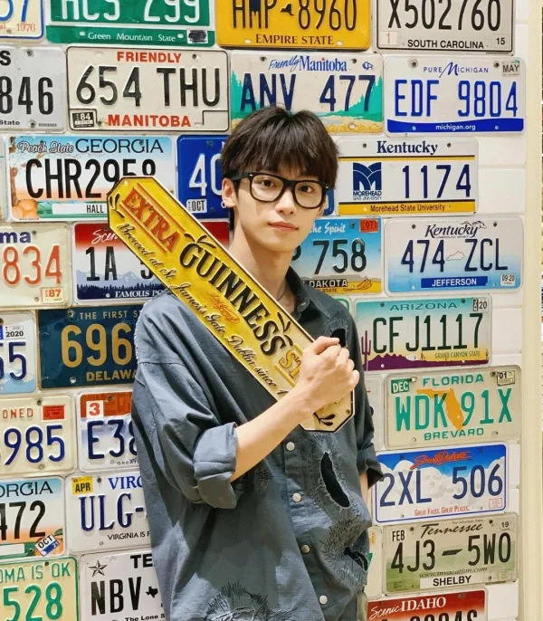 Wu Suowei: The Imperial Obsession