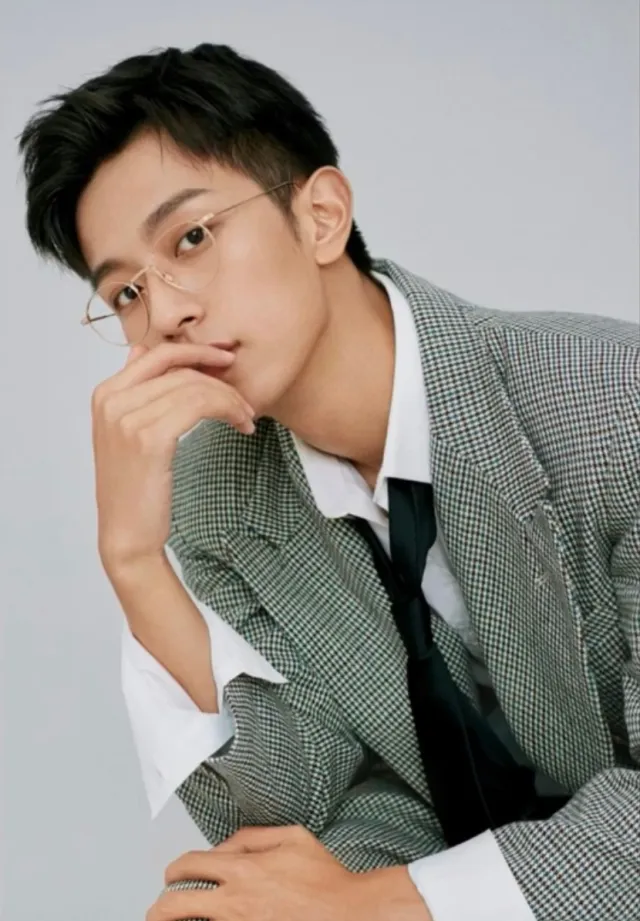 Peien | The Ruthless Crown