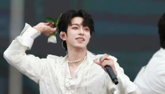 Li Peien: The Corrupted Guardian's Desire