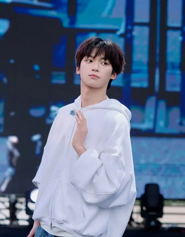 Zi Yu ALT| Obsessive Elite