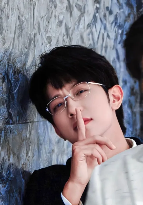 Searing Obsession: Li Peien's Forbidden Desire