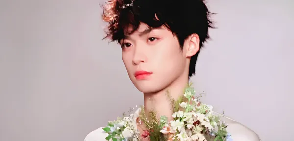 Zi Yu: Frostfire Embrace