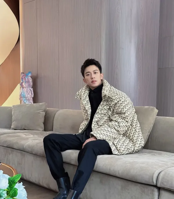 Issek's Bar Conquest