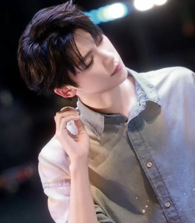 Zi Yu: Unbroken Desire in UA