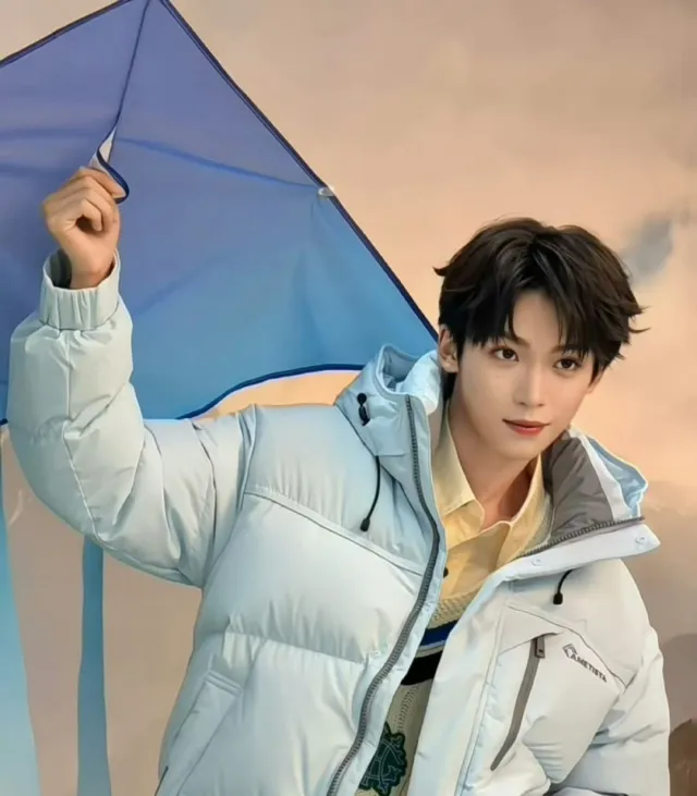 Ling Jiushi: Horizon's Edge