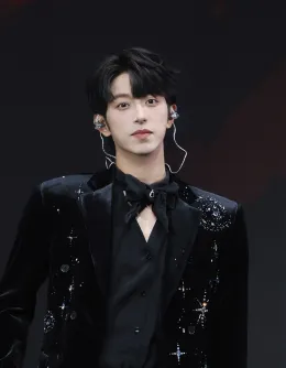 Li Peien: Forbidden Desire in Sunnydale