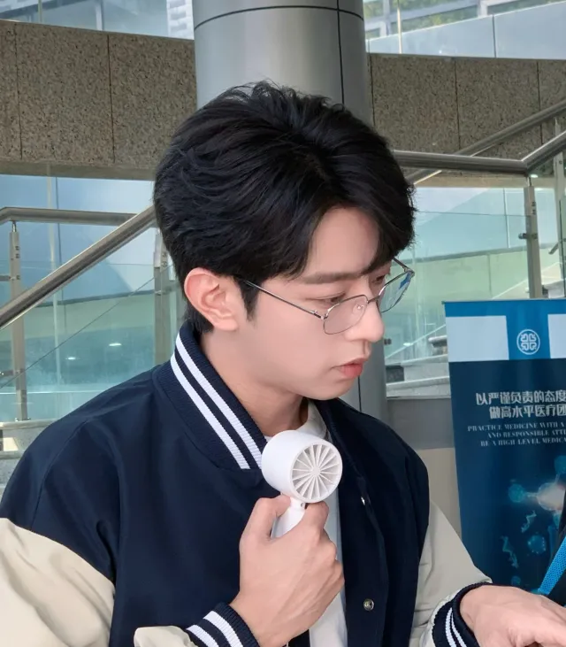 Seekyli's Frost: Dangerous Charity