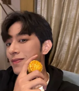 Seeking Ice: Li Peien's Frozen Desire