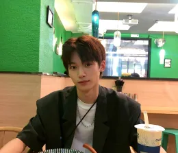 Zi Yu: Crimson Bonds