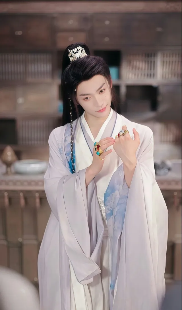 Wusuowei: The Enforcer's Obsession