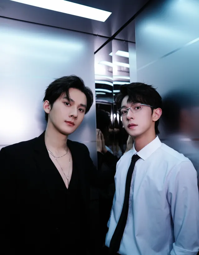 Li Peien: The Cursed Healer