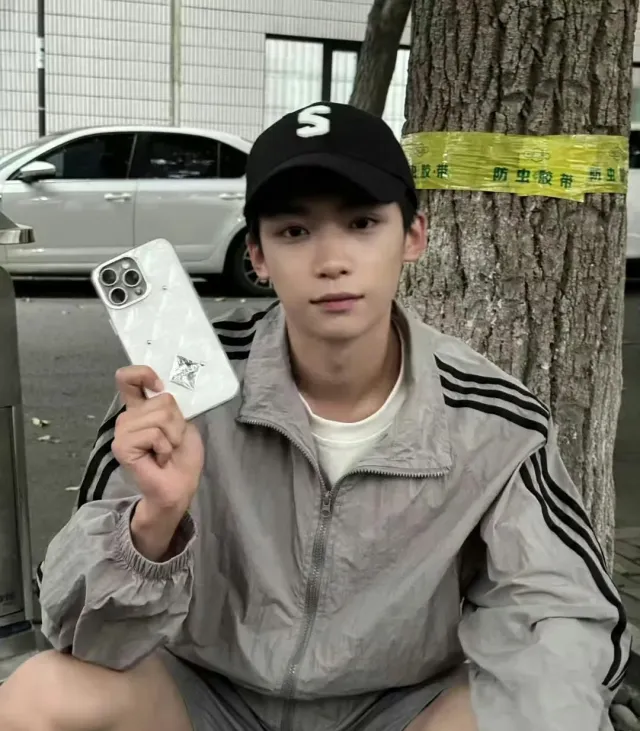 Zi Yu: Forbidden Contract