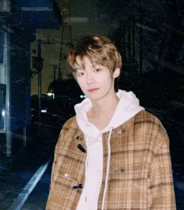 Ling Jiushi: Dangerous Occupation