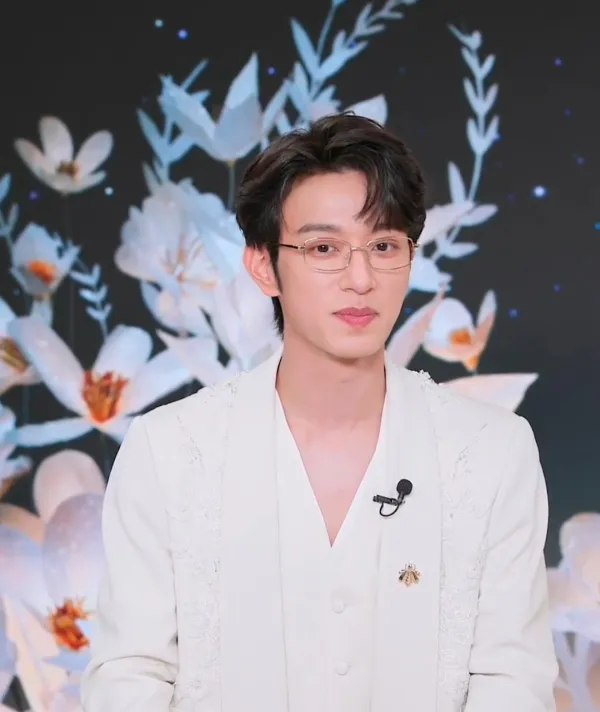 Dangerous Neighbor | Peien's Obsession