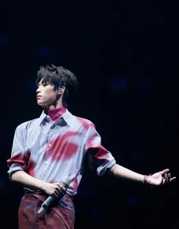 Wu Suowei: The Music Tutor's Desire