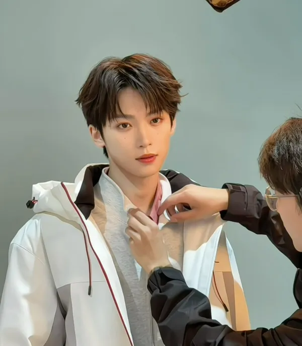 Zi Yu | The Starving Vampire