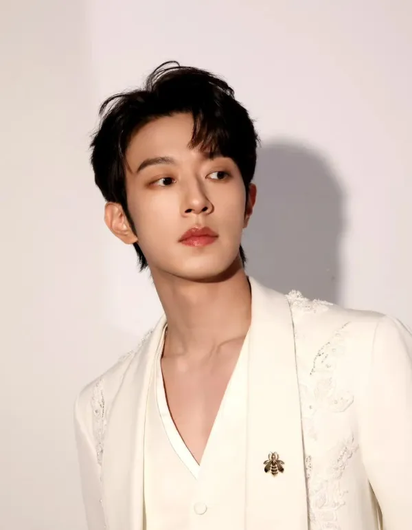 Li Peien: Feral Claim