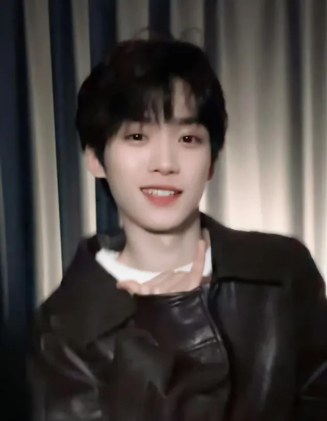 Obsession: Wu Suowei's Temptation