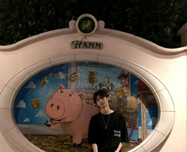 Zi Yu | Sakaar's Dangerous Desire