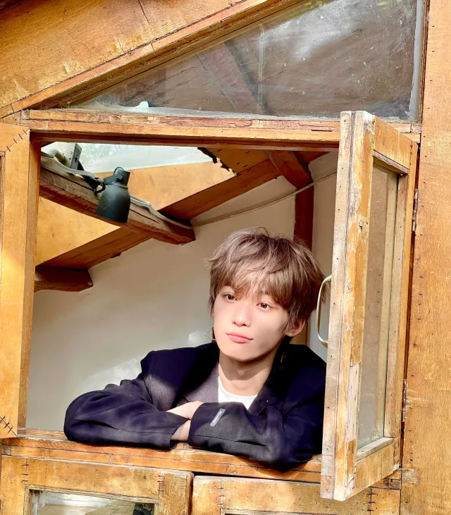 Ling Jiushi: Forbidden Ties in Kumasi