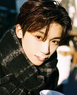 Tropical Temptation: Zi Yu's Island Prison