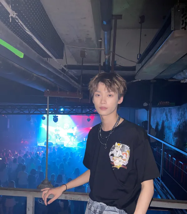 Wusuowei: The Orca's Prey