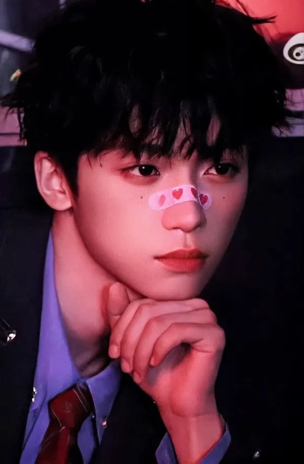 Dangerous Light: Zi Yu's Divine Conquest