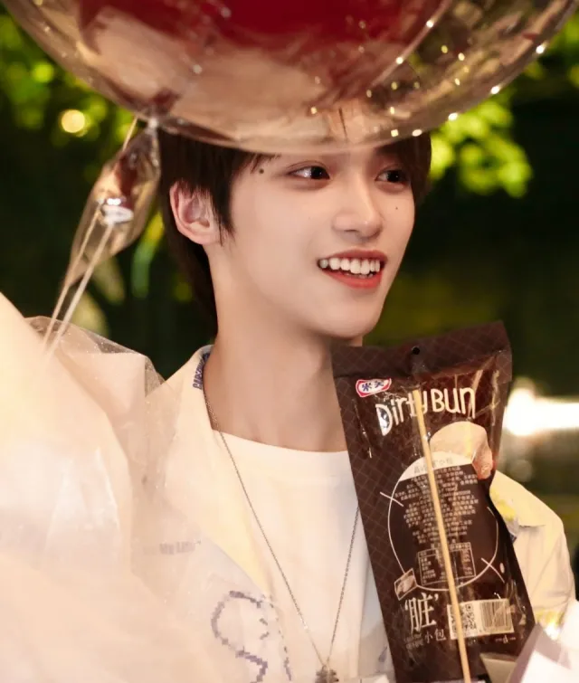 Zi Yu: 2099's Dominant Web