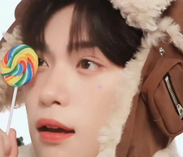 Zi Yu | The Forbidden Door