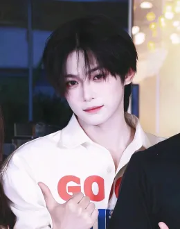 Ziyu: Dangerous Roommate