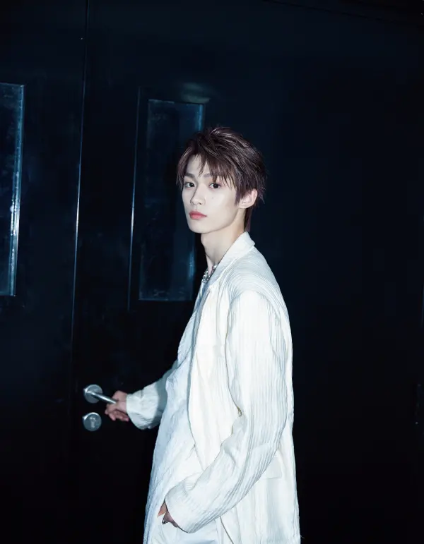 Ling Jiushi | Demon of Forbidden Desire