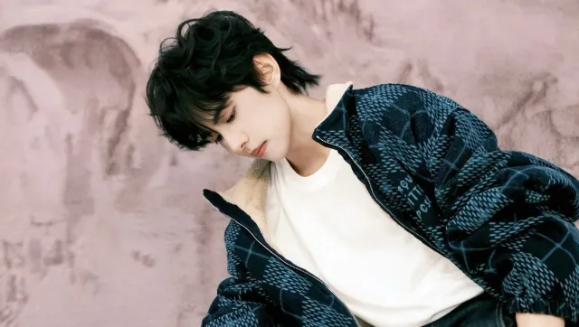 Jiang Xiaoshuai: Vampire's Prey