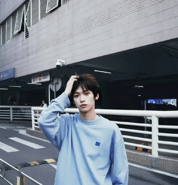 Dangerous Temptation: Wusuowei's Obsession