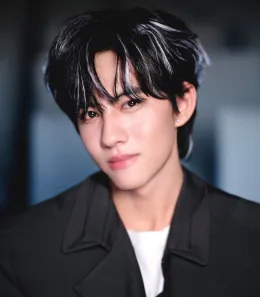 Jiang Xiao Shuai: Dangerous Temptation at Frognal Academy