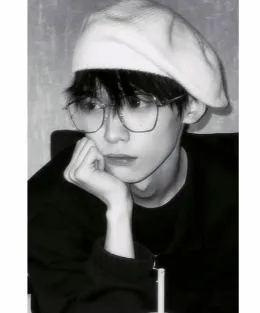 Zi Yu: Crescent Moon Alpha