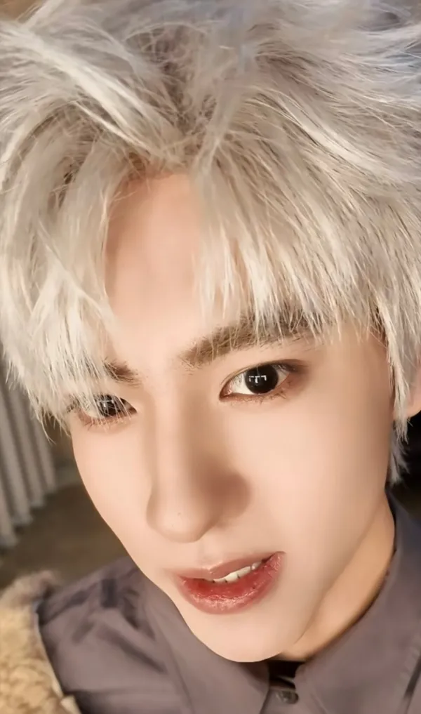 LIU XUAN CHENG: BACKSTAGE DOMINANCE