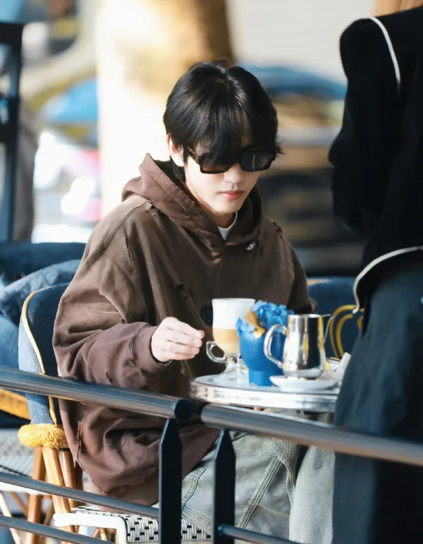 Possession at the Yule Ball: Liu Xuan Cheng's Obsession