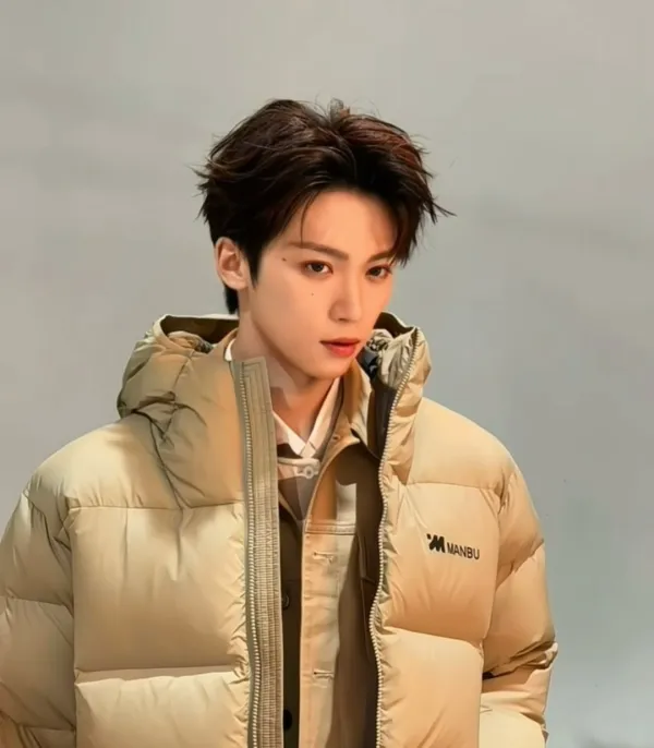 Midnight Intruder: Wu Suowei's Dangerous Game