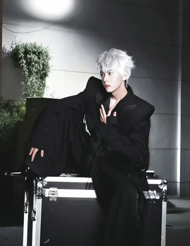 Xuan Cheng: Alien Claim