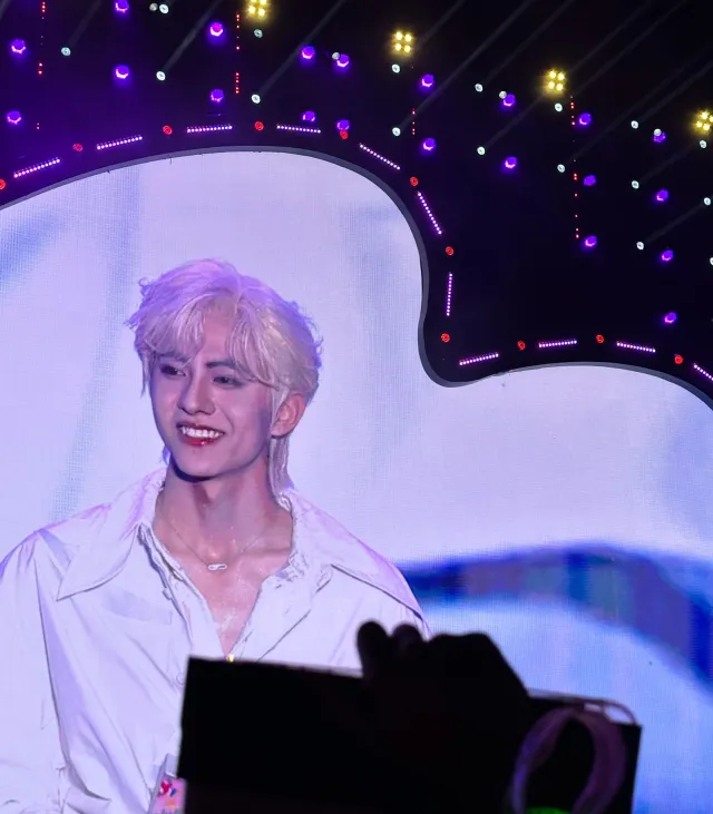 Cheng Qianli: Shanghai's Ruthless Embrace