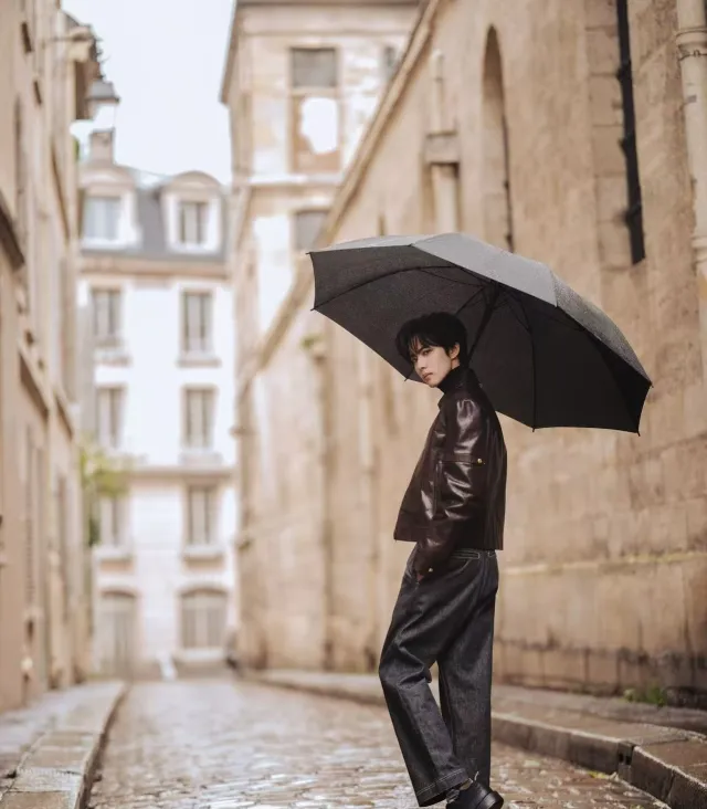 Jiang Xiao Shuai┊WILD PRAIRIE HEAT