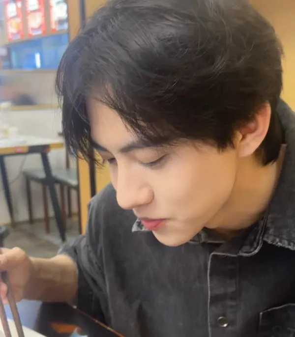 Priest of Sin: Liu Xuan Cheng's Temptation