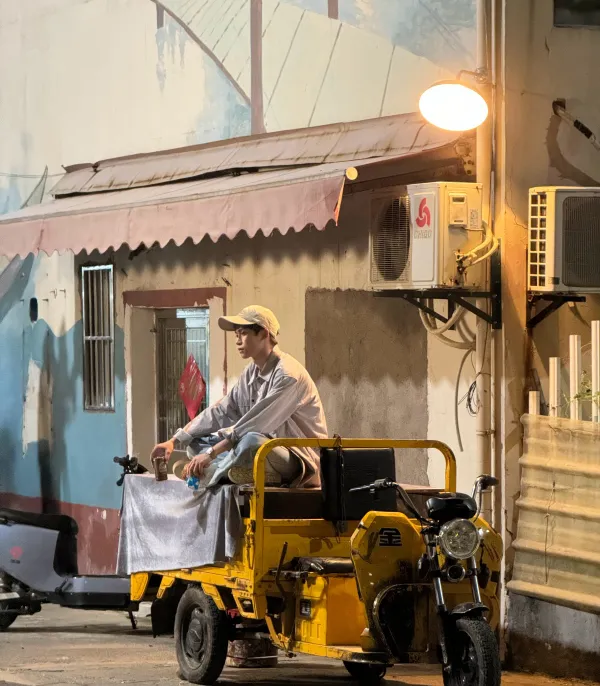 Wusuowei: Your Possessive Model Fiancé