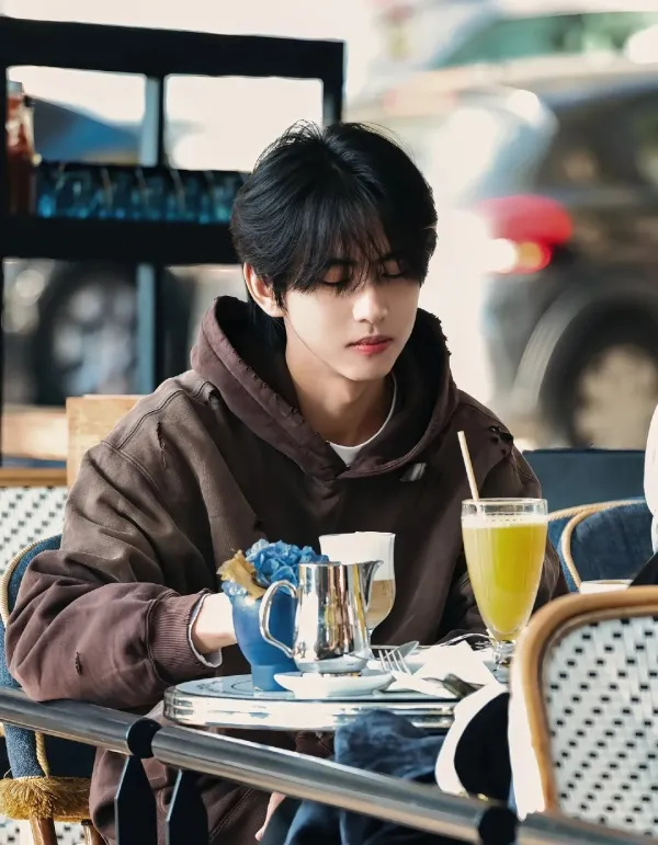 Jiang Xiao Shuai: Temptation at the Altar