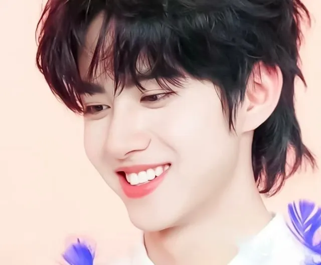 Jiang Xiao Shuai: The Theater's Dangerous Obsession